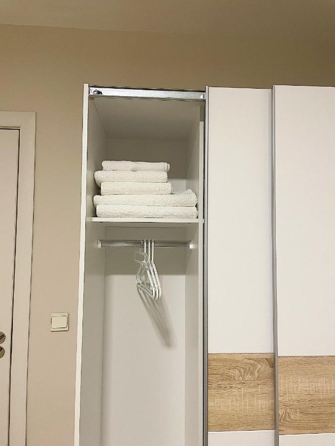 Fenix 2 Bedroom Apartment Varna Center Eksteriør billede